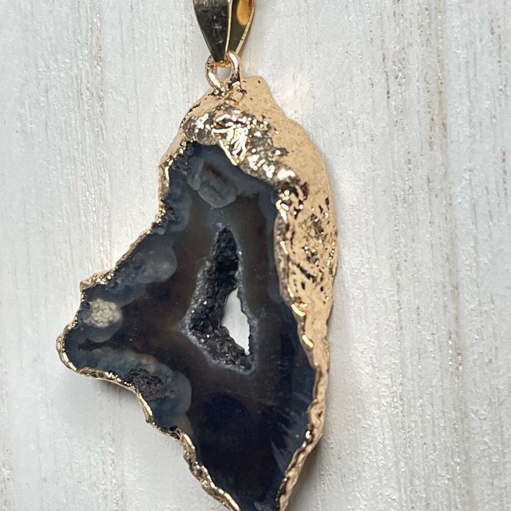 Brown druzy agate crystal quartz geode slice pendant necklace golden wrap gold t - Picture 4 of 13
